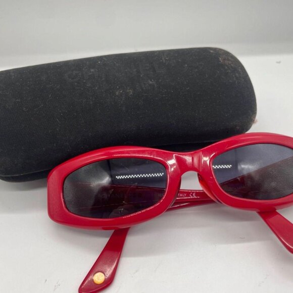 Chanel Red Vintage Sunglasses - Picture 1 of 4